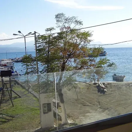 Filippos Apartment