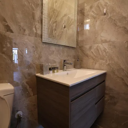 Filippos Apartment Amarynthos